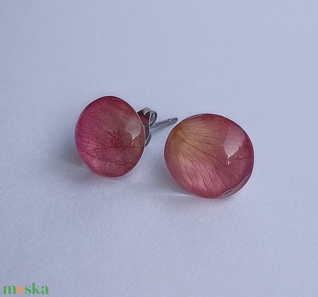 Rózsaszirom fülbevaló 03 - ékszer - fülbevaló - pötty fülbevaló - Meska.hu