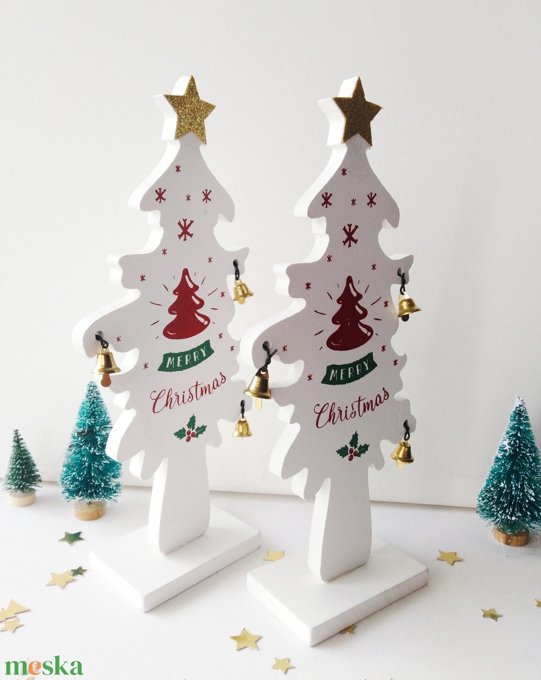fa álló fehér Merry Christmas karácsonyi fenyőfa asztaldekoráció , kézzel festett, glitteres arany csillag - karácsony - karácsonyi lakásdekoráció - karácsonyi lakásdíszek - karácsonyi lakásdekoráció - Meska.hu