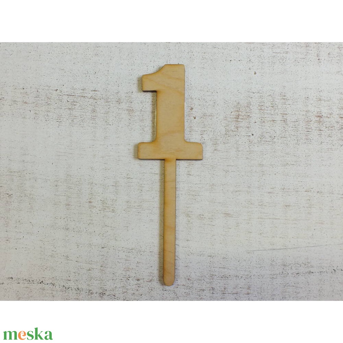 Esküvői beszúrós fa asztalszámok - esküvő - dekoráció - asztaldísz - Meska.hu