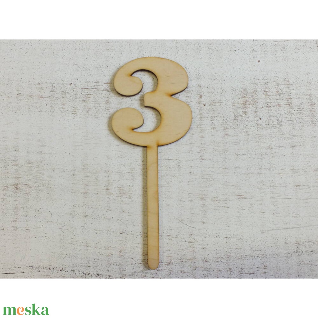 Esküvői beszúrós fa asztalszámok - esküvő - dekoráció - asztaldísz - Meska.hu