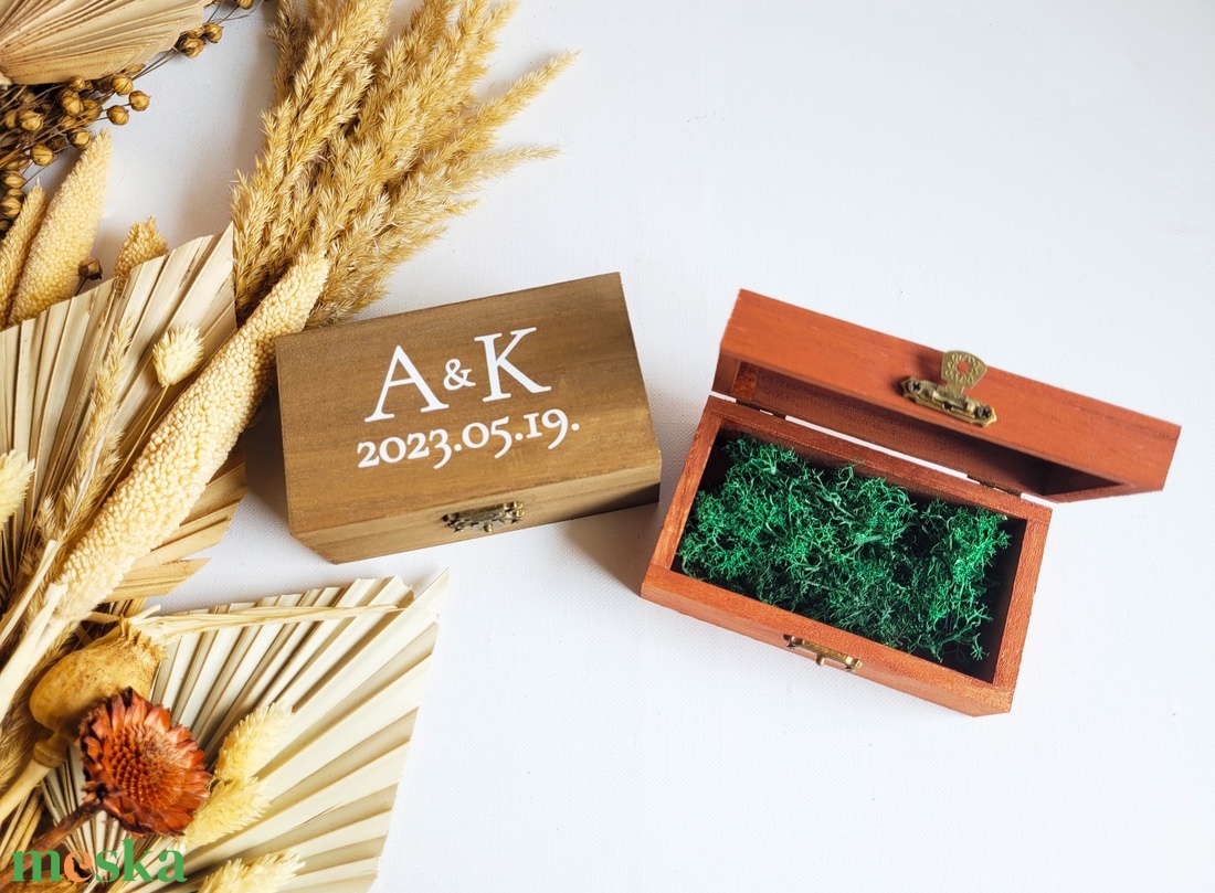 gyűrűtartó doboz, esküvői,monogrammal és esküvői dátummal - esküvő - kiegészítők - gyűrűtartó & gyűrűpárna - Meska.hu