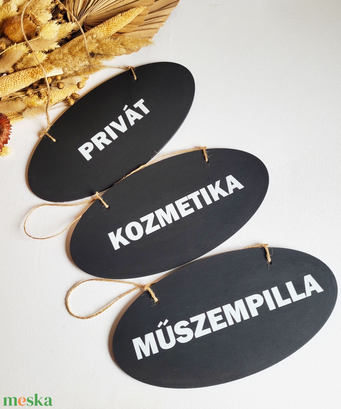 Egyedi feliratos tábla fából, Festett fekete vagy lazúrozott - otthon & életmód - dekoráció - fali és függő dekoráció - felirat - Meska.hu Egyedi feliratos tábla fából, Festett fekete vagy lazúrozott - otthon & életmód - dekoráció - fali és függő dekoráció - felirat - Meska.hu