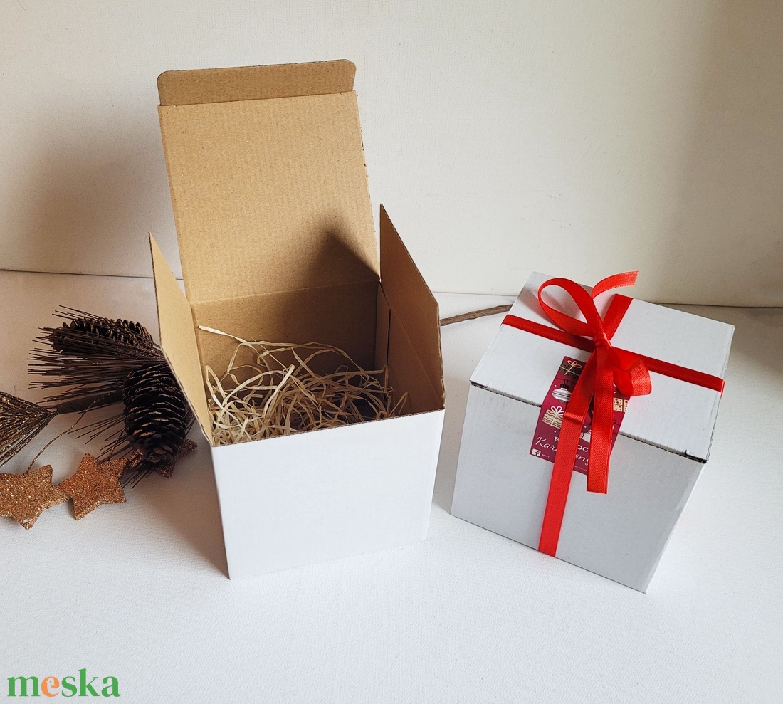 Karácsonyi díszdoboz gömböknek, egyéb ajándékoknak - otthon & életmód - dekoráció - asztal és polc dekoráció - díszdoboz - Meska.hu
