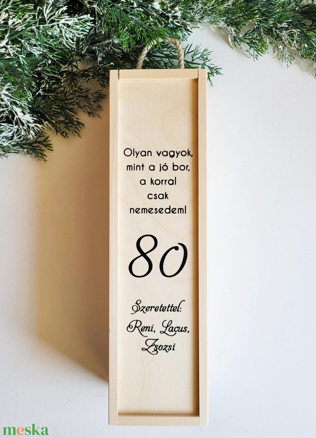 Bortartó, fa doboz egyedi felirattal díszítve - otthon & életmód - konyhafelszerelés, tálalás - tálalás - bortartó - Meska.hu Bortartó, fa doboz egyedi felirattal díszítve - otthon & életmód - konyhafelszerelés, tálalás - tálalás - bortartó - Meska.hu