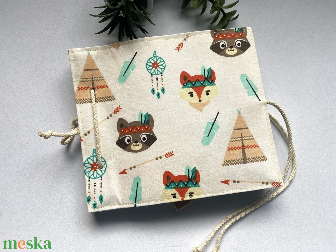 Csendeskönyv 6 oldallal, fejlesztőkönyv, matatókönyv 1 éves kortól, egyedi ajándék gyerekeknek - játék & sport - textilkönyv & babakönyv - Meska.hu