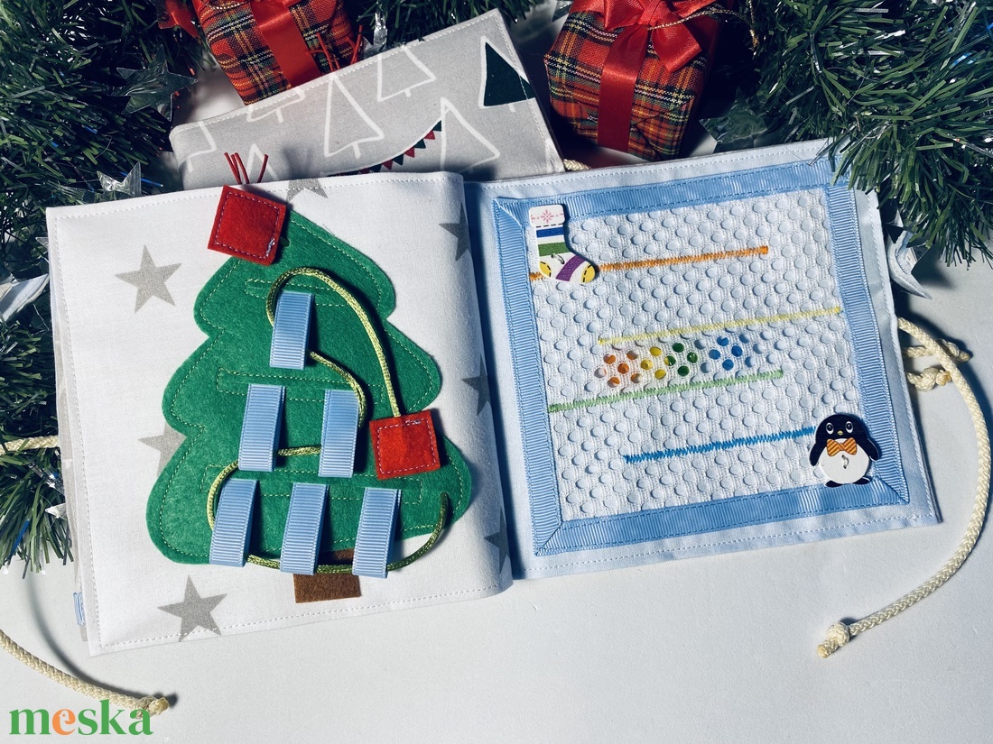 Karácsonyi ajandék, matatókönyv gyerekeknek, fejlesztőkönyv, csendeskönyv 1 éves kortól, egyedi ajándék gyerekeknek - játék & sport - textilkönyv & babakönyv - Meska.hu