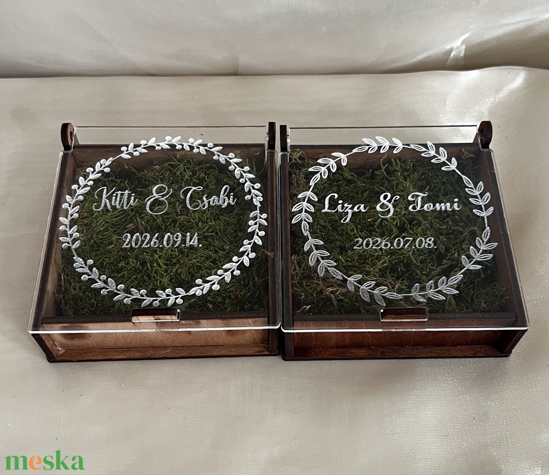 Fa-plexi gyűrűtartó dobozka Esküvőre - esküvő - kiegészítők - gyűrűtartó & gyűrűpárna - Meska.hu Fa-plexi gyűrűtartó dobozka Esküvőre - esküvő - kiegészítők - gyűrűtartó & gyűrűpárna - Meska.hu