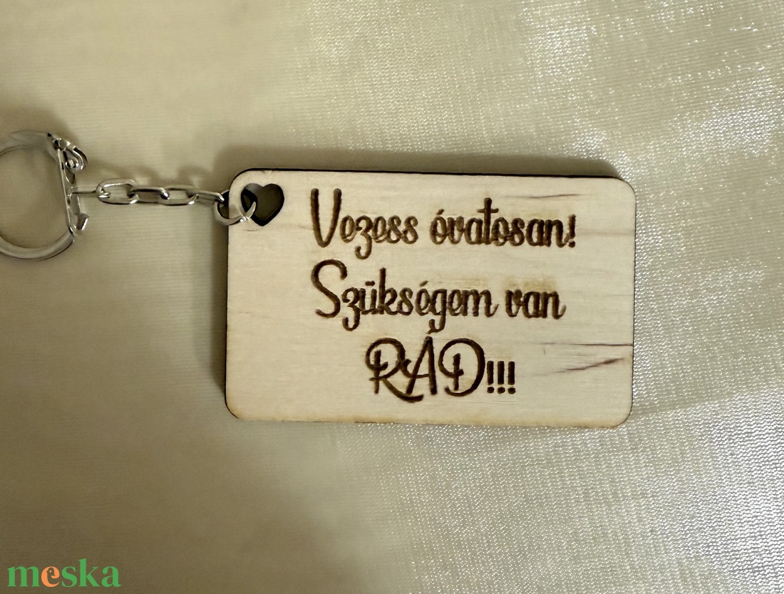 Vezess óvatosan kulcstartó szerelmednek akár Valentin napra is - táska & tok - kulcstartó & táskadísz - kulcstartó - Meska.hu Vezess óvatosan kulcstartó szerelmednek akár Valentin napra is - táska & tok - kulcstartó & táskadísz - kulcstartó - Meska.hu
