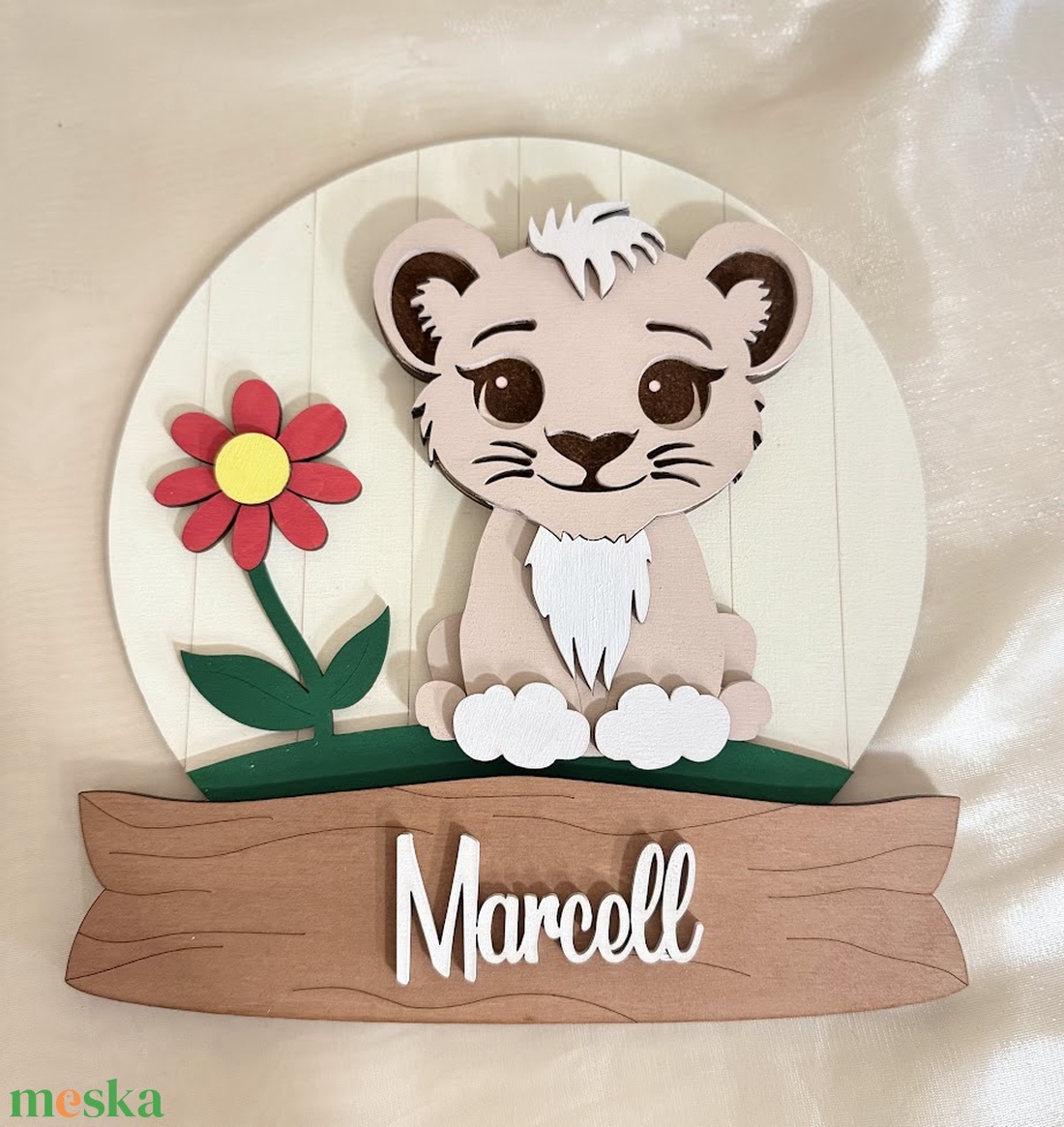 Oroszlán kerek névtábla gyerekszobába, ajtóra fából, gyerekszoba dekoráció, babaváró buliba ajándékötlet - otthon & életmód - babaszoba, gyerekszoba - gyerek névtábla - Meska.hu