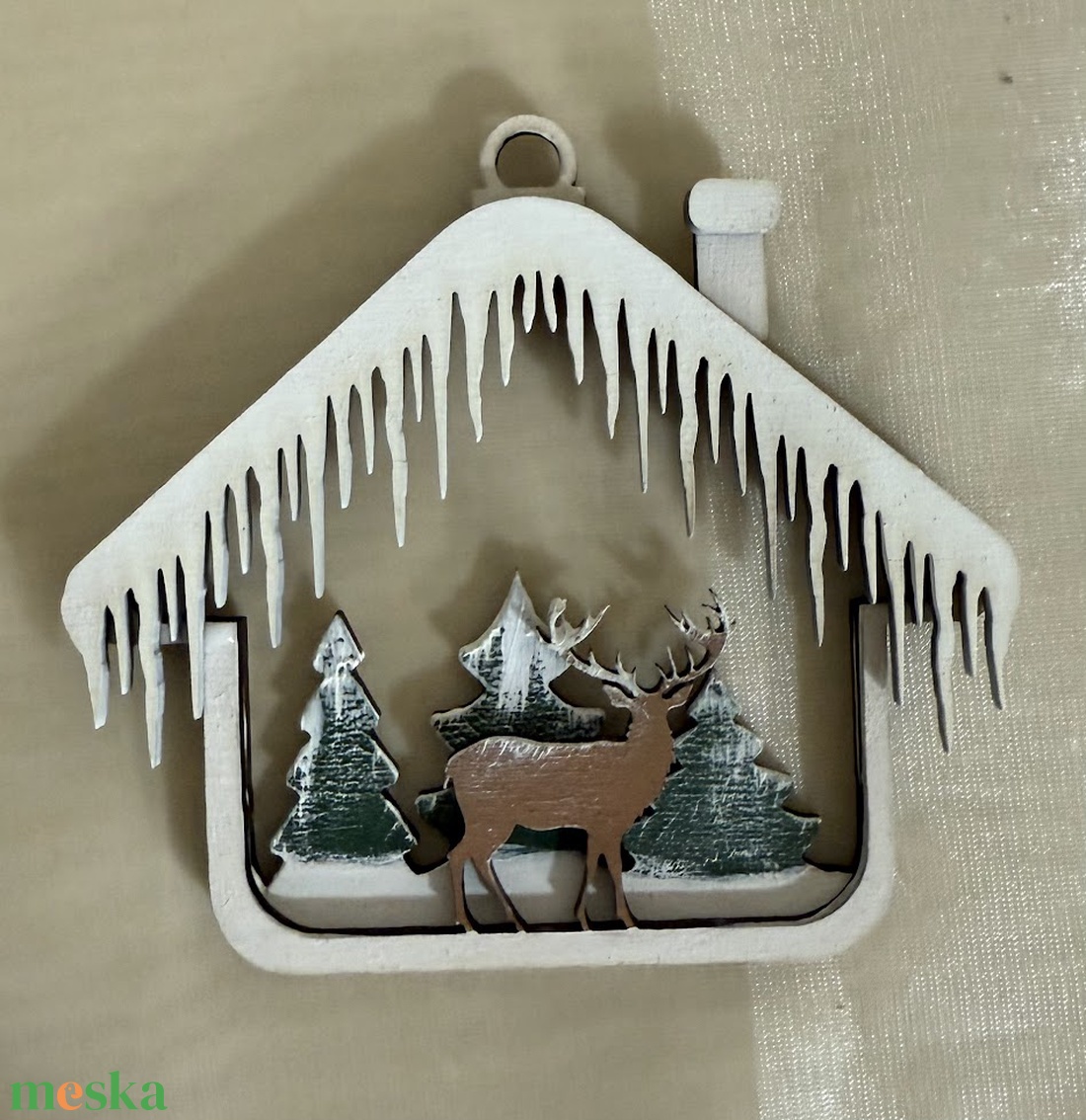 Több rétegű kézzel festett házikós karácsonyfadísz fából  - karácsony - karácsonyi lakásdekoráció - karácsonyfadíszek - Meska.hu