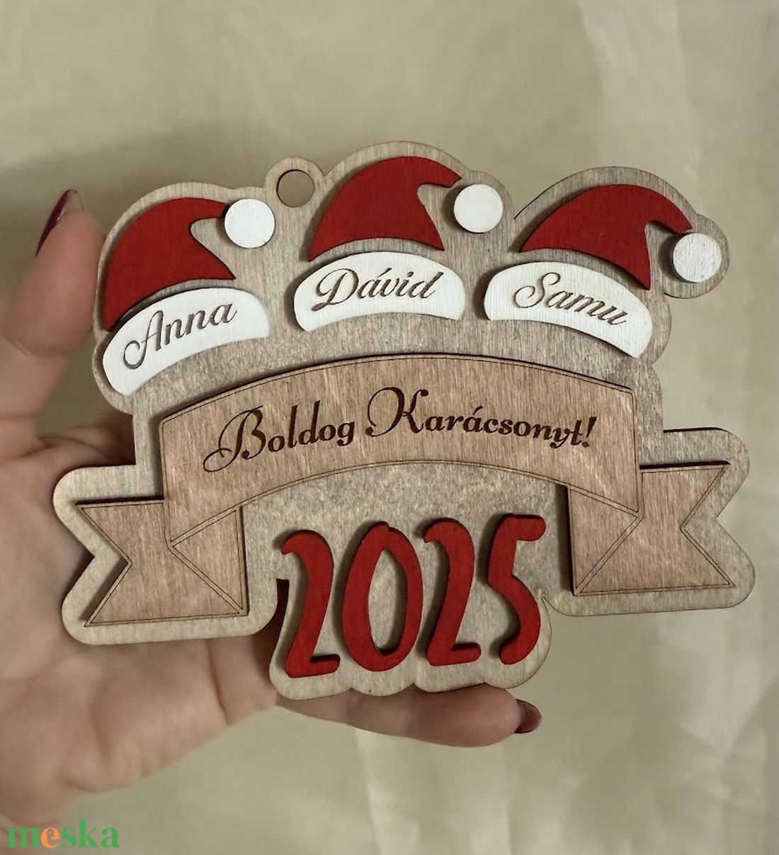 Télapó sapkás családi karácsonyfadísz fából kézzel festve - karácsony - karácsonyi lakásdekoráció - karácsonyfadíszek - Meska.hu