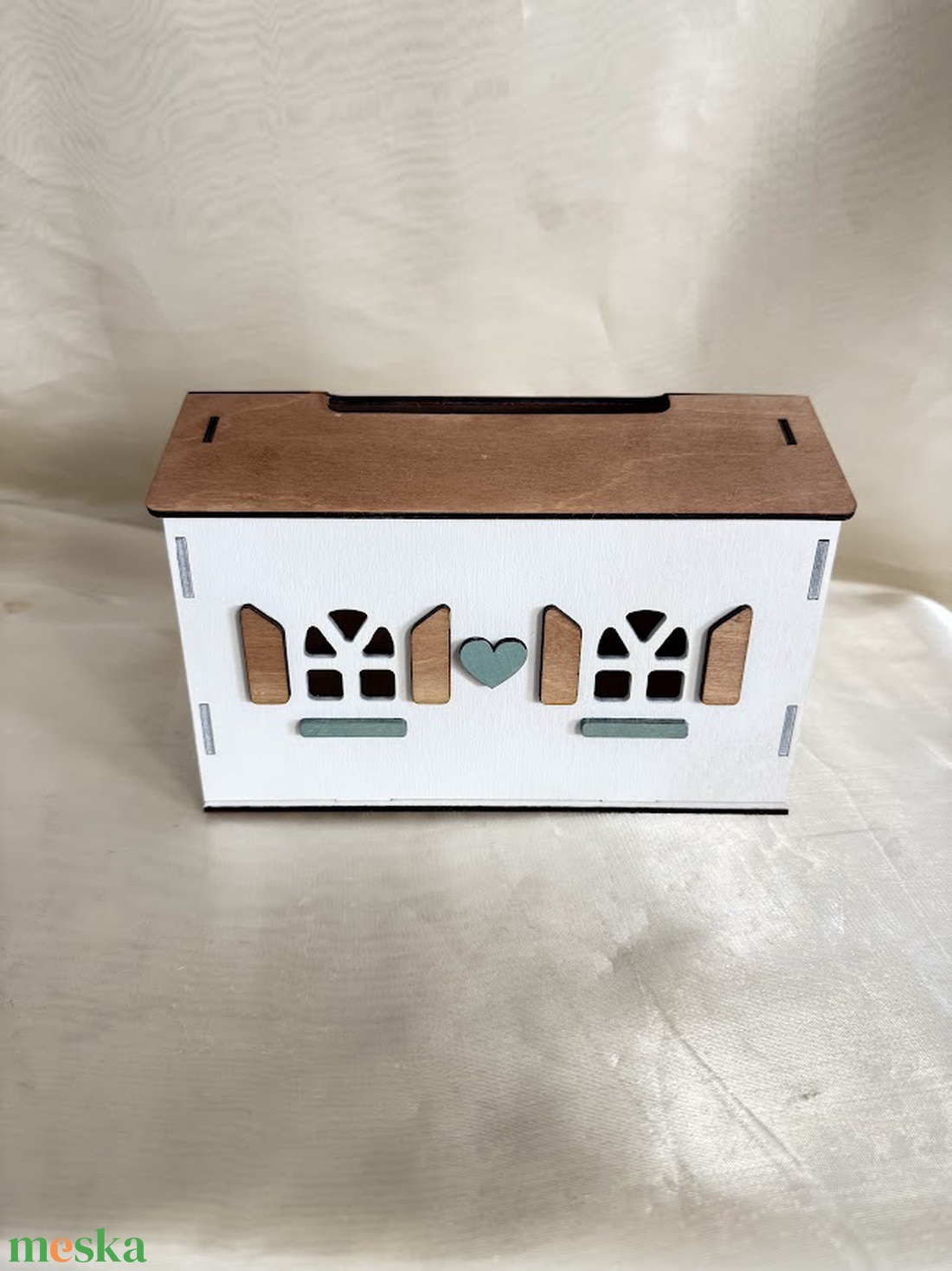 Kézzel festett fa zsebkendőtartó házikó � egyedi, dekoratív és praktikus lakásdísz - otthon & életmód - tárolás & rendszerezés - zsebkendőtartó - Meska.hu