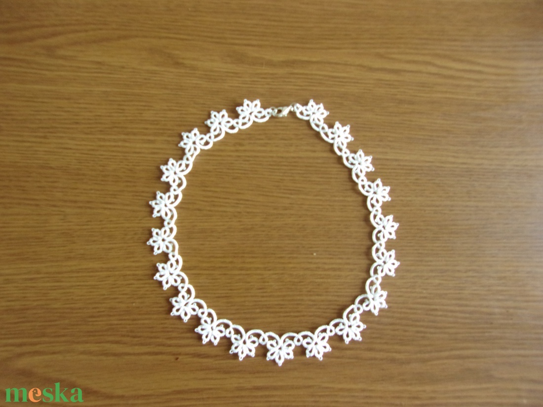 Fehér hajócsipke nyaklánc  - esküvő - ékszer - nyaklánc - Meska.hu