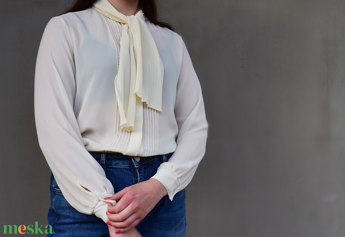  Bézs elegancia...- vintage blúz - ruha & divat - női ruha - blúz - Meska.hu