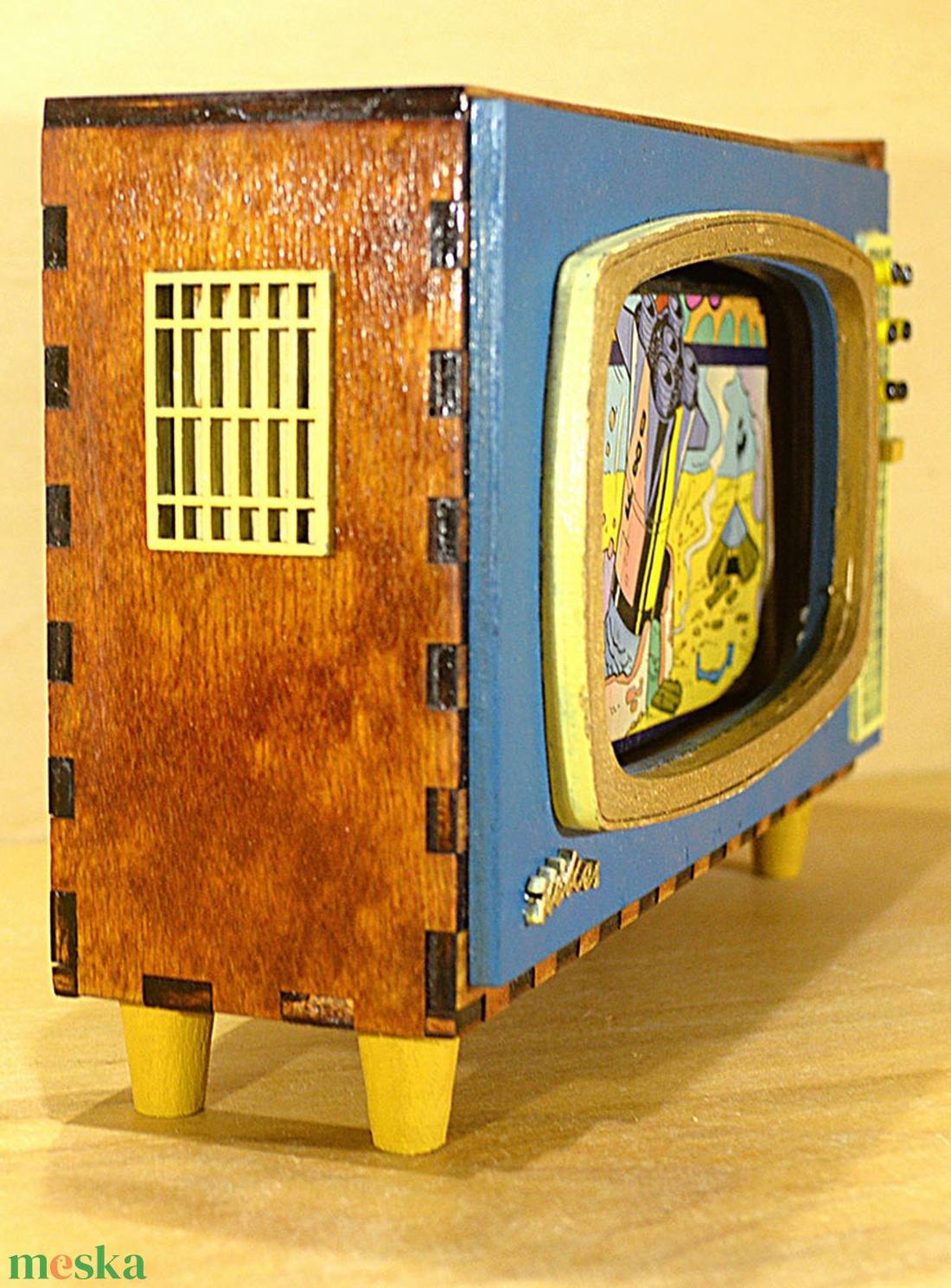 Kékes TV telefontartó / Mini TV - táska & tok - pénztárca & más tok - telefontok - Meska.hu