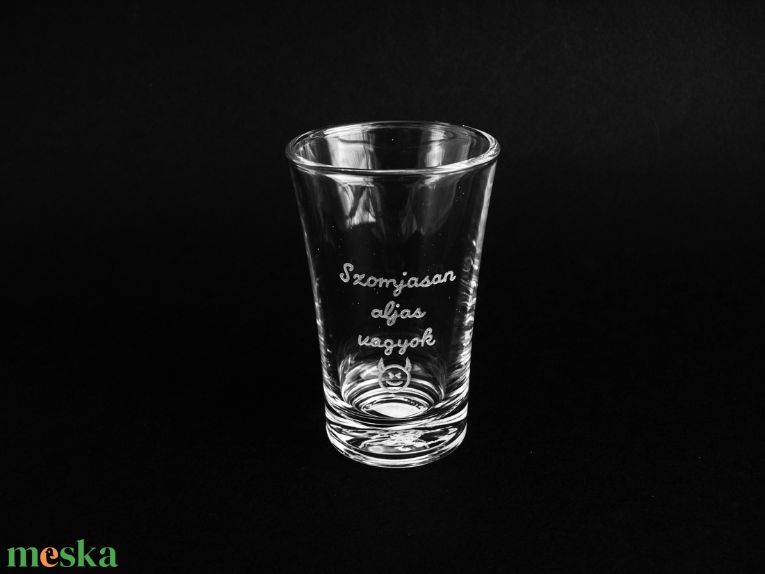 Részeges feles - Szomjasan aljas vagyok - otthon & életmód - konyhafelszerelés, tálalás - tálalás - pálinkás poharak, szettek - Meska.hu Részeges feles - Szomjasan aljas vagyok - otthon & életmód - konyhafelszerelés, tálalás - tálalás - pálinkás poharak, szettek - Meska.hu