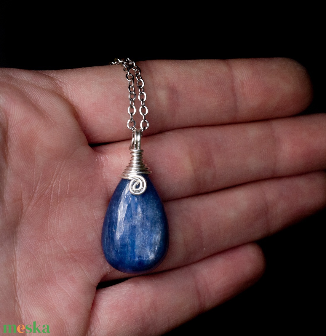 Ezüst kianit medál - ékszer - nyaklánc - medálos nyaklánc - Meska.hu