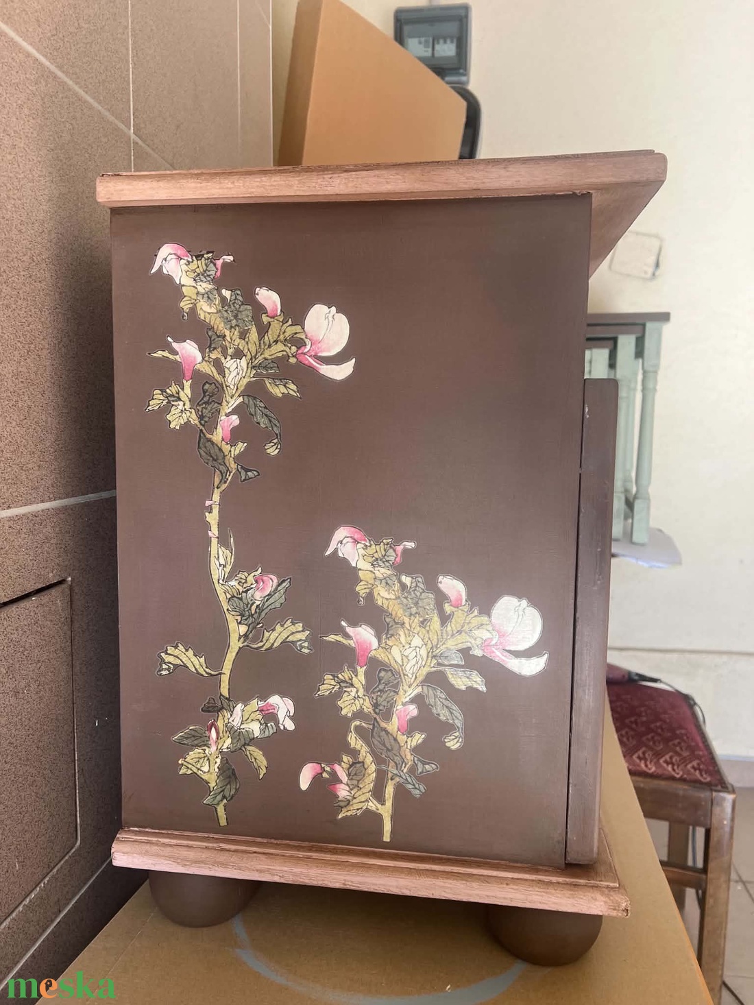 Magnolia vintage éjjeliszekrény - otthon & életmód - bútor - szekrény - Meska.hu