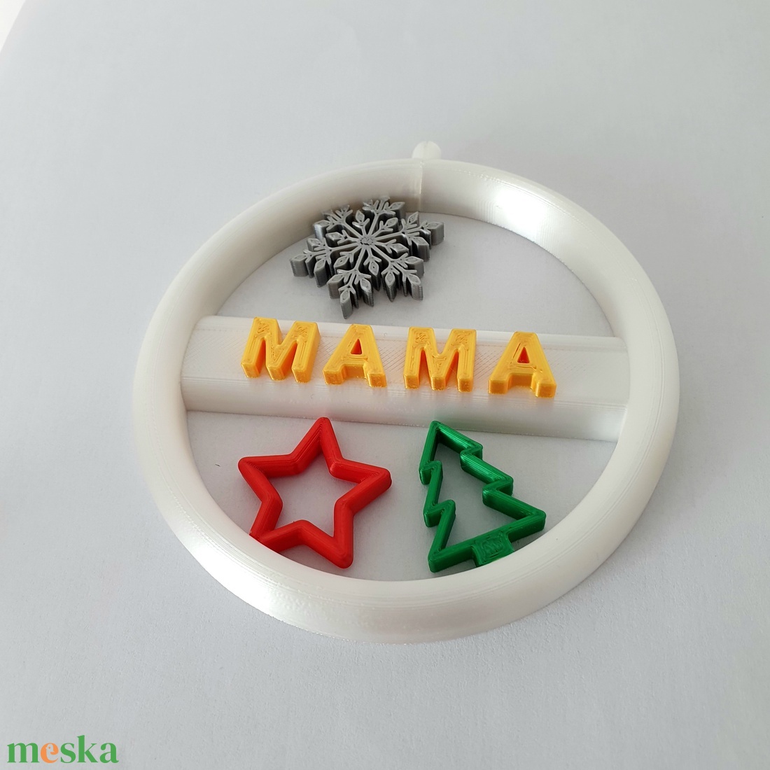 Fehér keretes, névre szóló karácsonyfadísz  3D nyomtatva - karácsony - karácsonyi lakásdekoráció - karácsonyfadíszek - Meska.hu