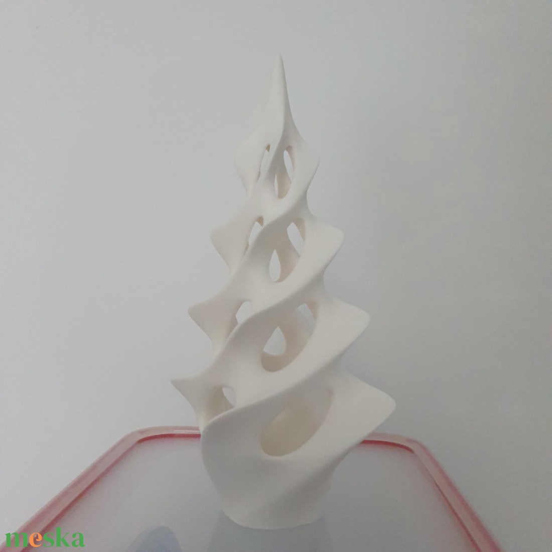 Modern 3D nyomtatott spirál karácsonyfa dekor - karácsony - karácsonyi lakásdekoráció - ünnepi asztaldekoráció - Meska.hu