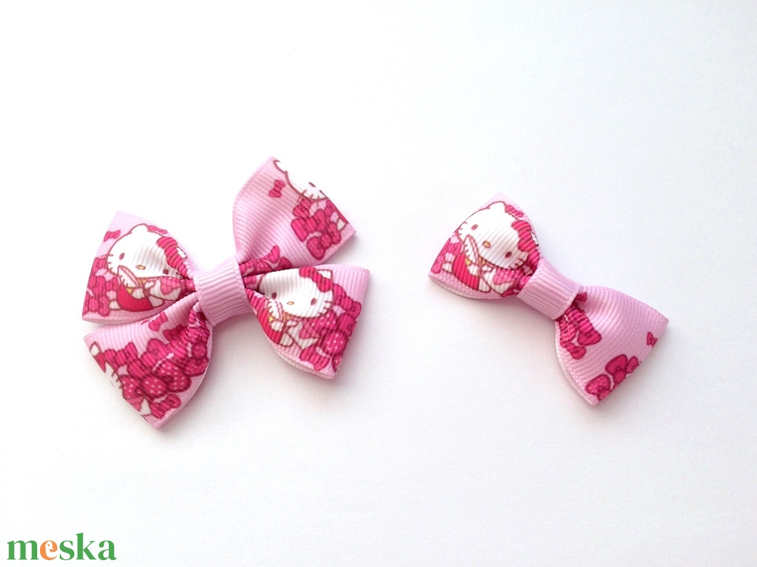 Rózsaszín Hello Kitty masnis hajcsat - ruha & divat - hajdísz & hajcsat - hajcsat & hajtű - Meska.hu Rózsaszín Hello Kitty masnis hajcsat - ruha & divat - hajdísz & hajcsat - hajcsat & hajtű - Meska.hu