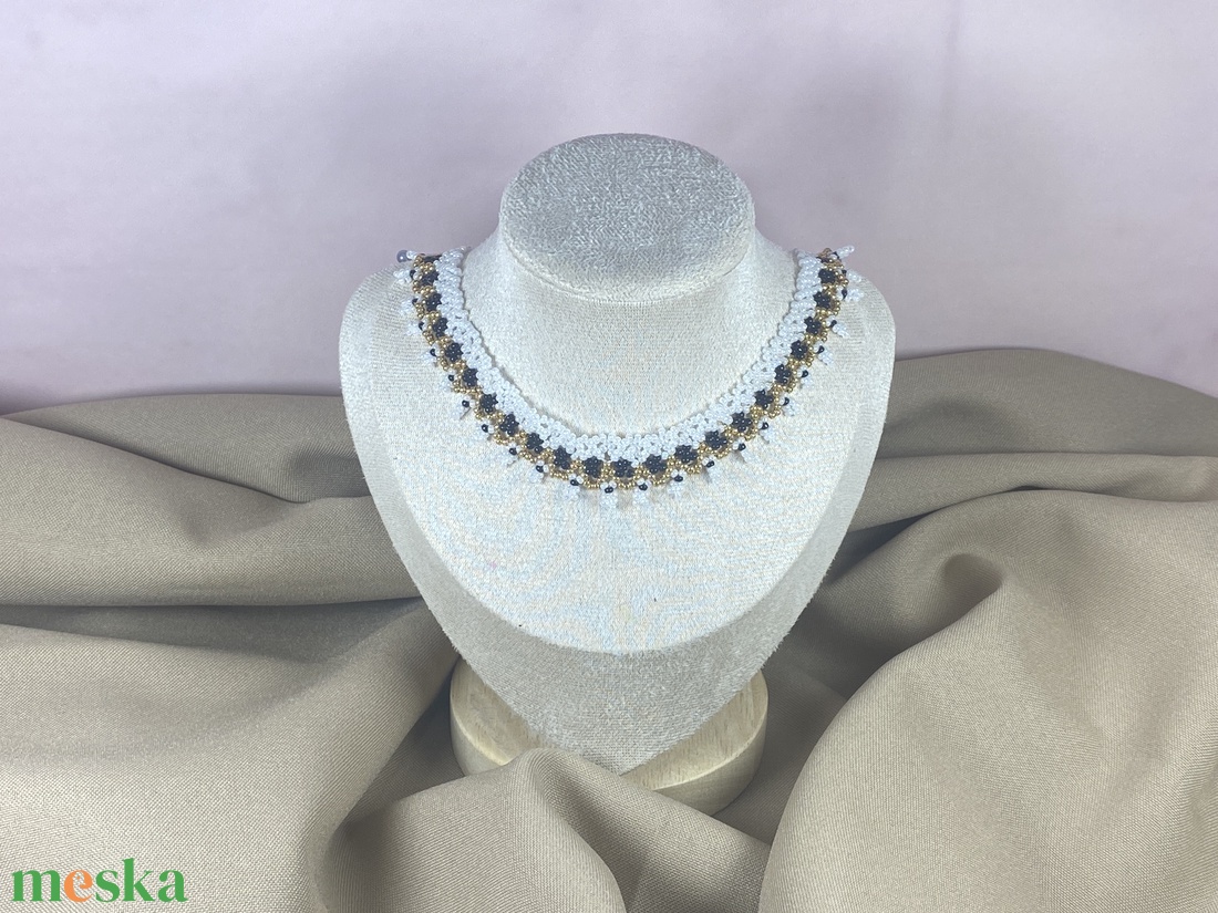 KÉSZLETEN- Gyöngynyaklánc - ékszer - nyaklánc - gyöngyös nyaklánc - Meska.hu