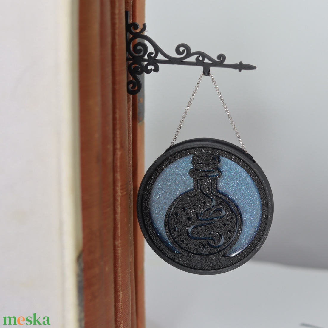 Könyvcégér � könyvjelző - könyv & zene - könyvjelző - Meska.hu