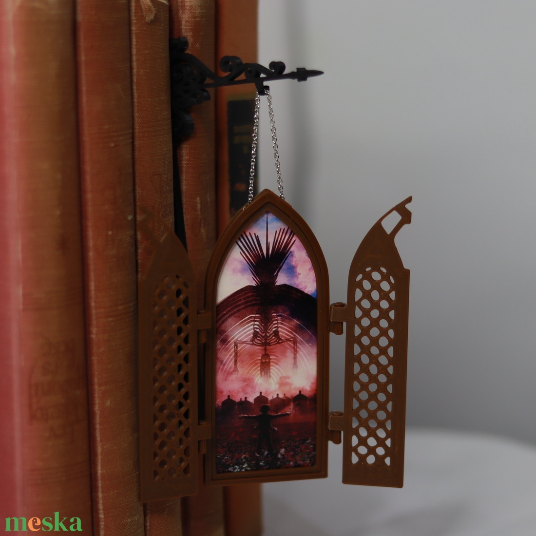 Könyvcégér � könyvjelző Attack on Titan - könyv & zene - könyvjelző - Meska.hu