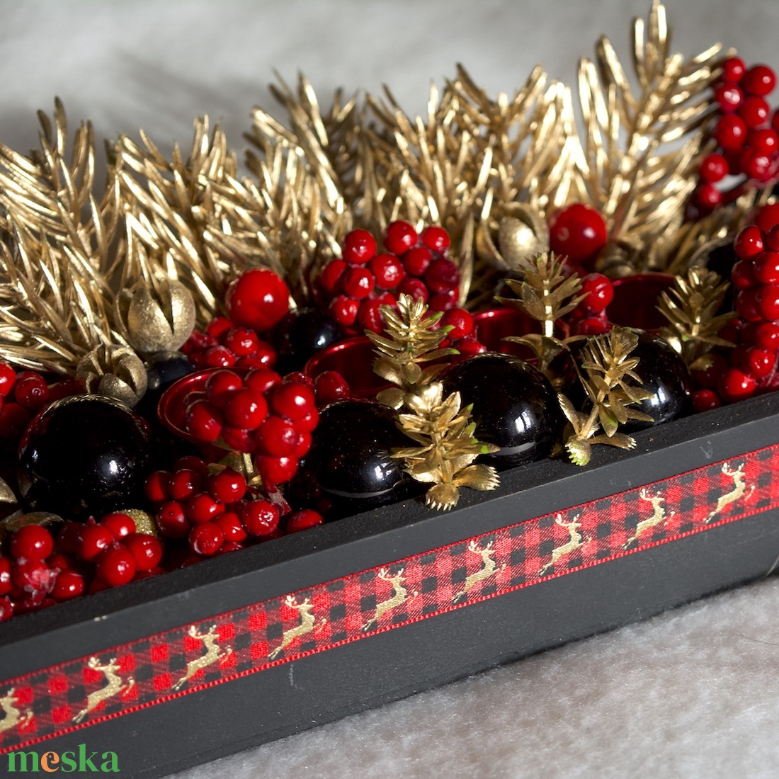 Fekete-piros-arany adventi dísz - karácsony - adventi díszek - adventi asztaldísz - Meska.hu