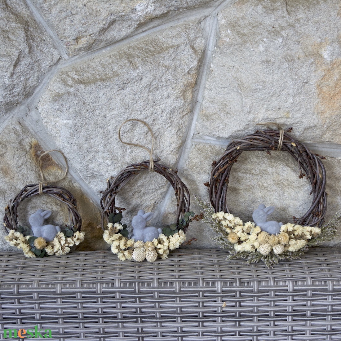 Nyuszi trió - ablak-, ajtódísz három méretben - ünnepi díszek, dekorációk - húsvéti díszek és dekorációk - húsvéti ajtódísz, kopogtató - Meska.hu