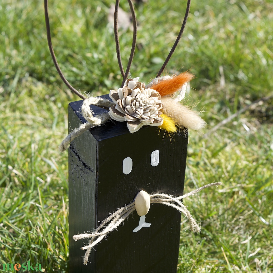 Fa nyuszi dekoráció, kültérre is - ünnepi díszek, dekorációk - húsvéti díszek és dekorációk - húsvéti asztaldíszek - Meska.hu