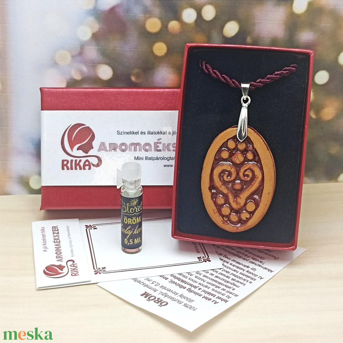 RIKA AromaÉkszer nyaklánc - illatosítható rusztikus kerámia medállal  - ékszer - nyaklánc - medálos nyaklánc - Meska.hu