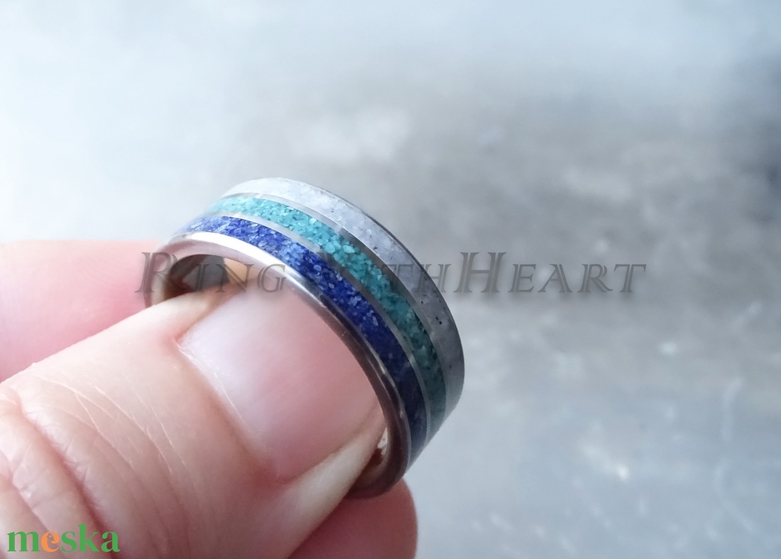 Titán vagy nemesacél gyűrű lápisszal, türkizzel és holdkővel, türkiz gyűrű, jegygyűrű, eljegyzési gyűrű, holdkő, lápisz - esküvő - ékszer - karikagyűrű - Meska.hu