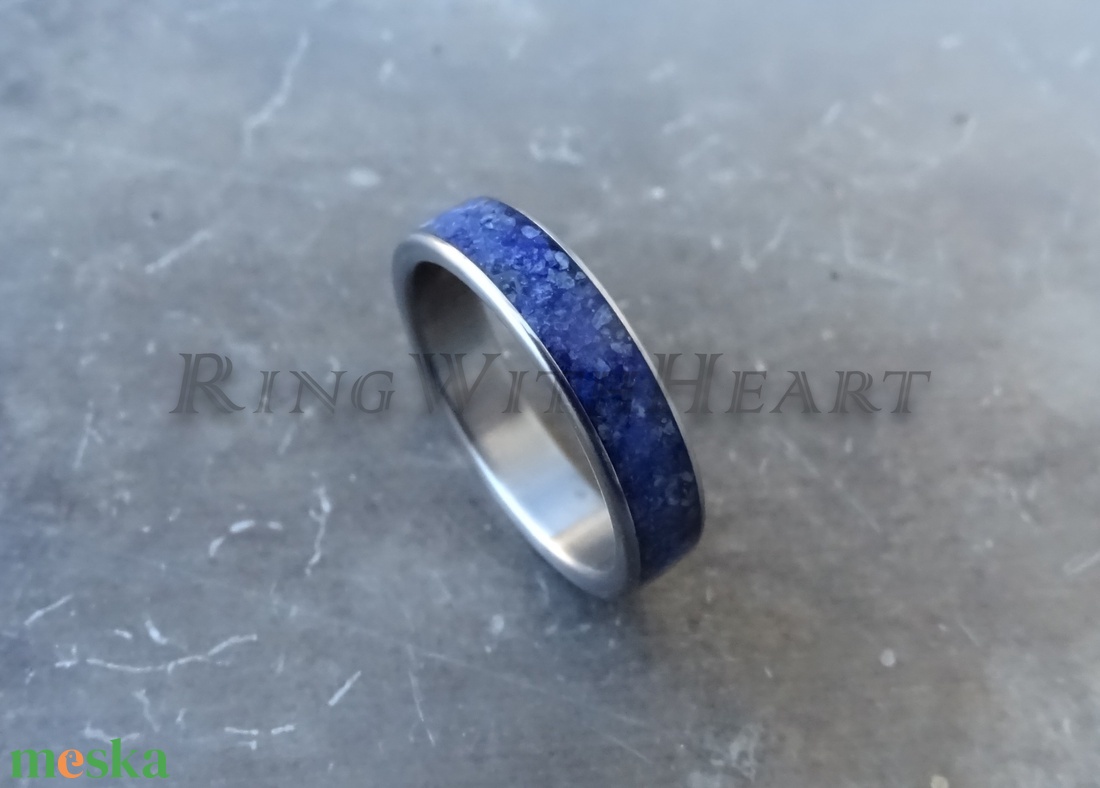 Titán vagy nemesacél gyűrű lápisz lazulival, lápisz gyűrű, jegygyűrű, eljegyzési gyűrű, lazurit gyűrű, Valentin nap - esküvő - ékszer - karikagyűrű - Meska.hu