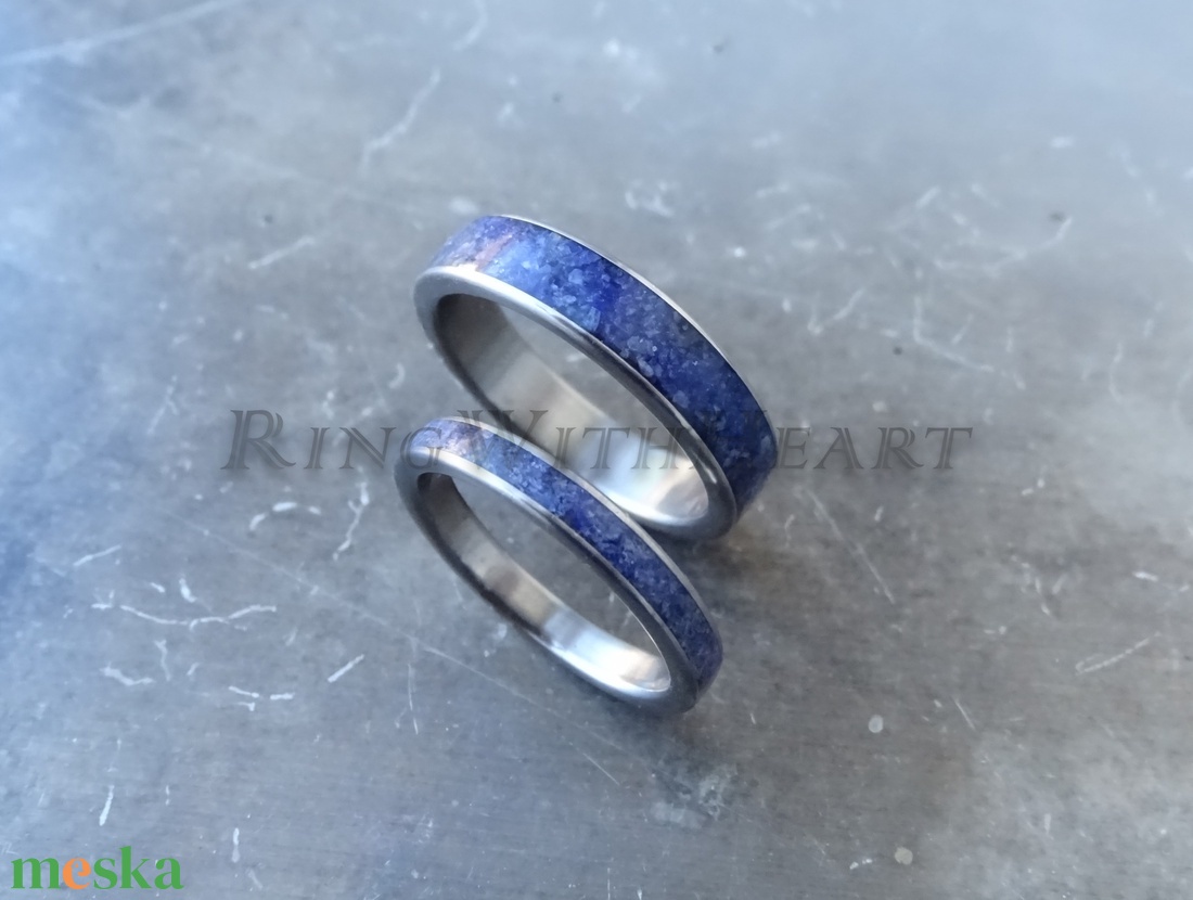 Titán vagy nemesacél gyűrűpár lápisszal, lazurit gyűrű, jegygyűrű, eljegyzési gyűrű, karikagyűrű, lápisz gyűrű - esküvő - ékszer - karikagyűrű - Meska.hu