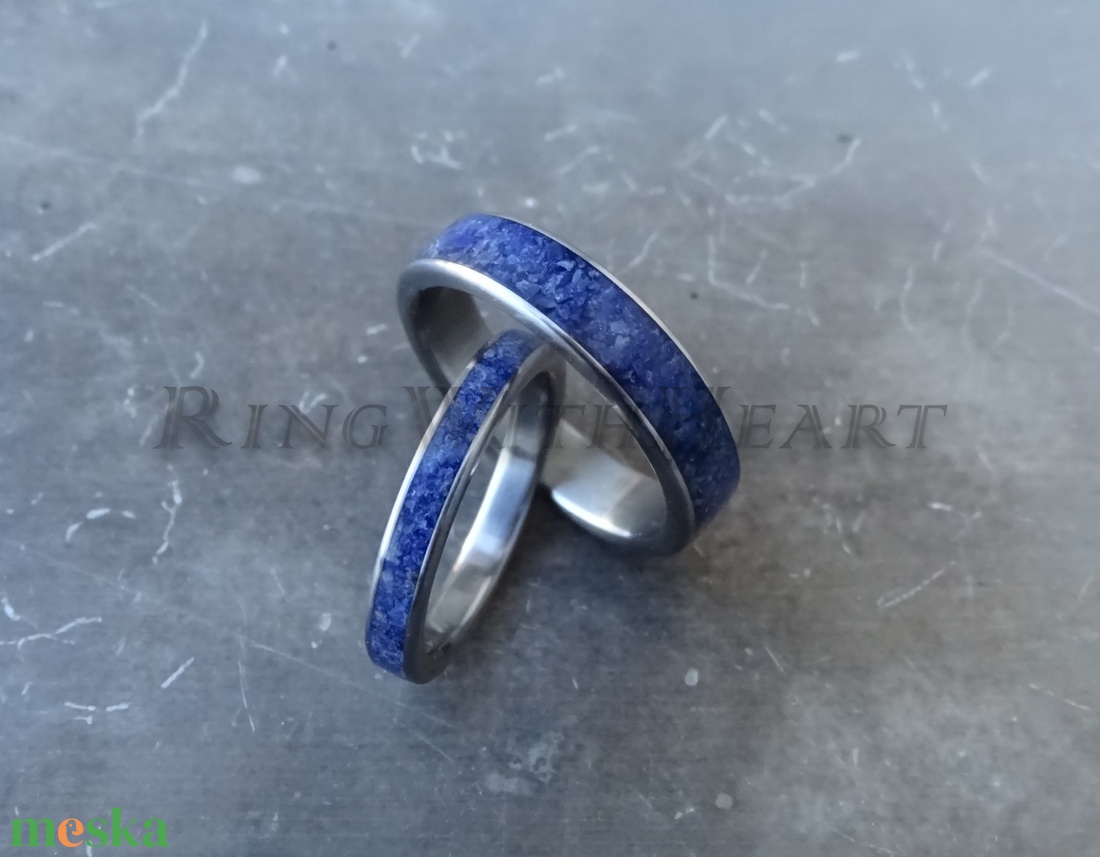 Titán vagy nemesacél gyűrűpár lápisszal, lazurit gyűrű, jegygyűrű, eljegyzési gyűrű, karikagyűrű, lápisz gyűrű - esküvő - ékszer - karikagyűrű - Meska.hu