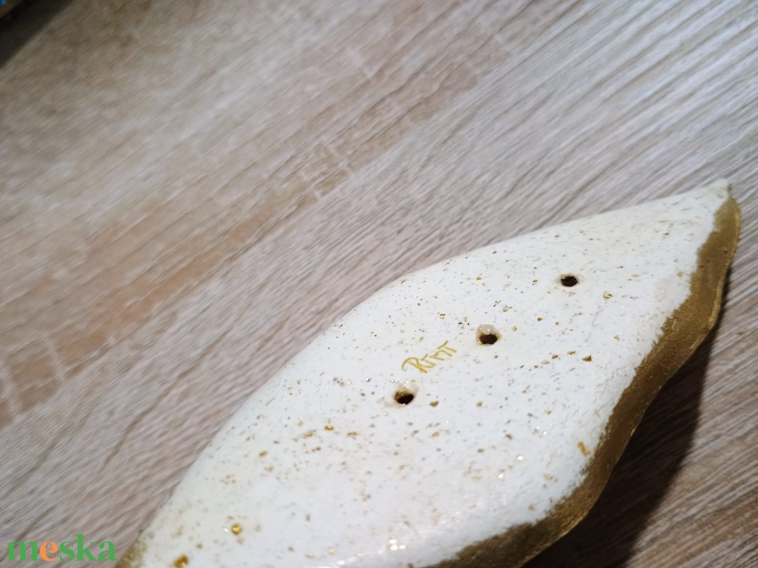 Szappantartó lev�l, vagy füstölőtartó - művészet - szobor - kerámia - Meska.hu