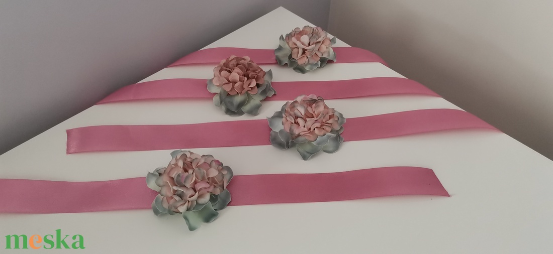 Kardísz - halvány színekkel - esküvő - ékszer - karkötő & csuklódísz - Meska.hu