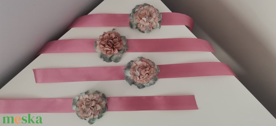 Kardísz - halvány színekkel - esküvő - ékszer - karkötő & csuklódísz - Meska.hu