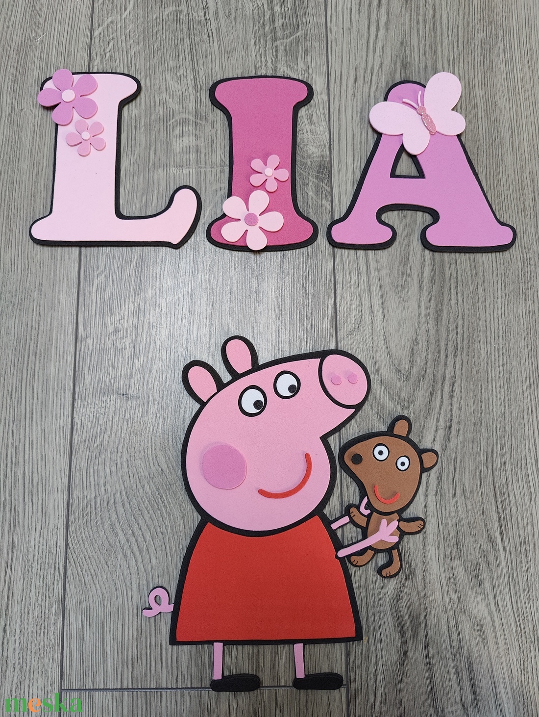 Mesés kismalac névtábla - egyedi névre szóló falidekoráció �  - baba - mama - babaszoba dekoráció - babanév dekoráció - Meska.hu