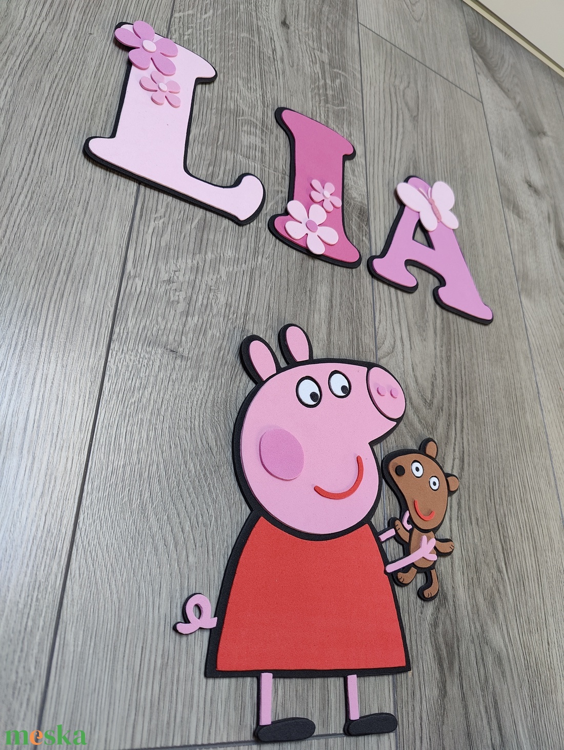 Mesés kismalac névtábla - egyedi névre szóló falidekoráció �  - baba - mama - babaszoba dekoráció - babanév dekoráció - Meska.hu