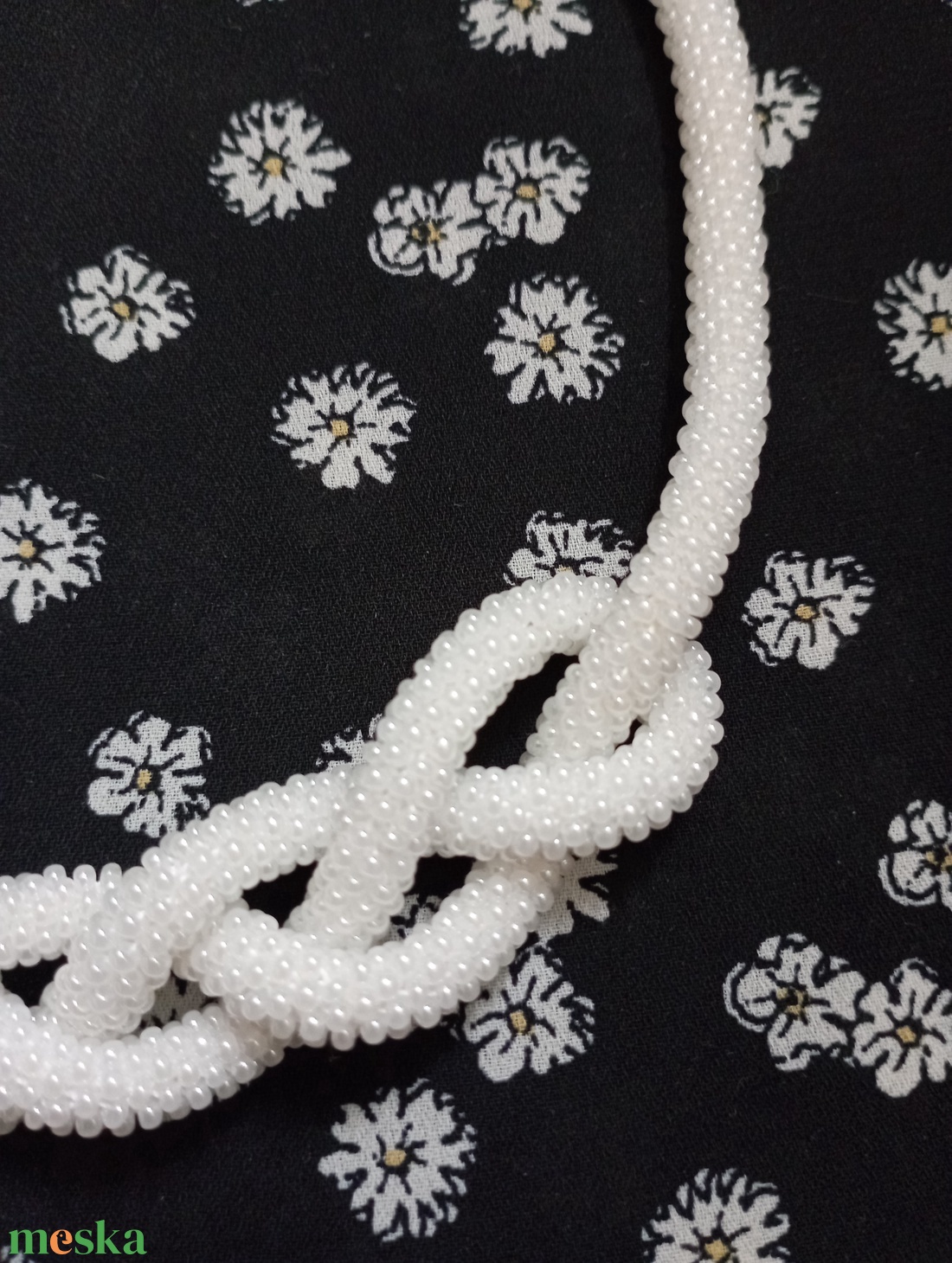 Narancs nyaklánc , fehér nyaklánc  - ékszer - nyaklánc - hosszú nyaklánc - Meska.hu