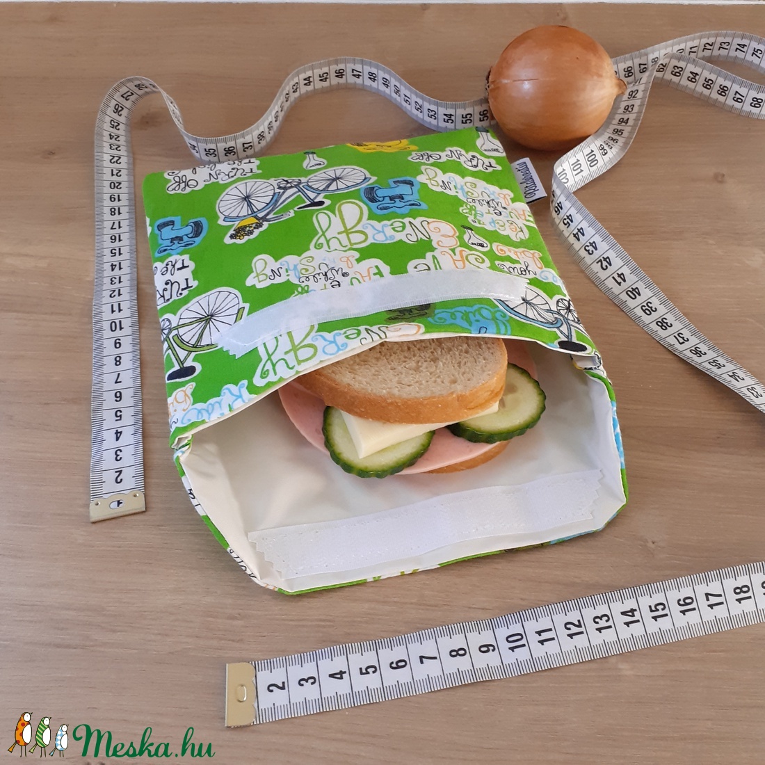 Uzsonnástasak, vízhatlan szendvics csomagoló - go green, bicikli - snackbag, újratasak, vízálló tok, wetbag, betéttartó - táska & tok - uzsonna- & ebéd tartó - szendvics csomagoló - Meska.hu
