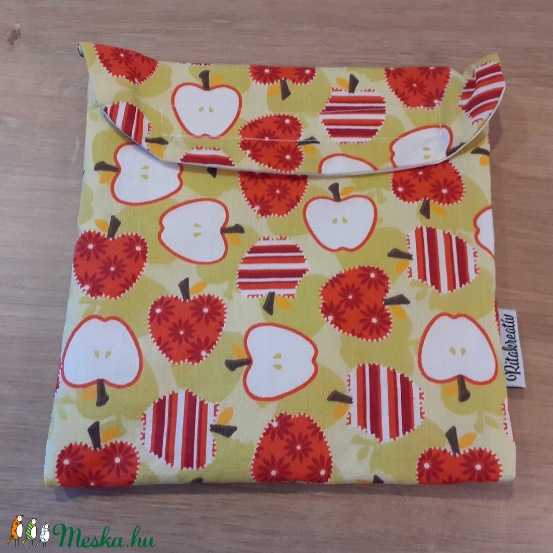 Uzsonnástasak, vízhatlan szendvics csomagoló - alma - snackbag, újratasak, vízálló tok, betéttartó - táska & tok - uzsonna- & ebéd tartó - szendvics csomagoló - Meska.hu
