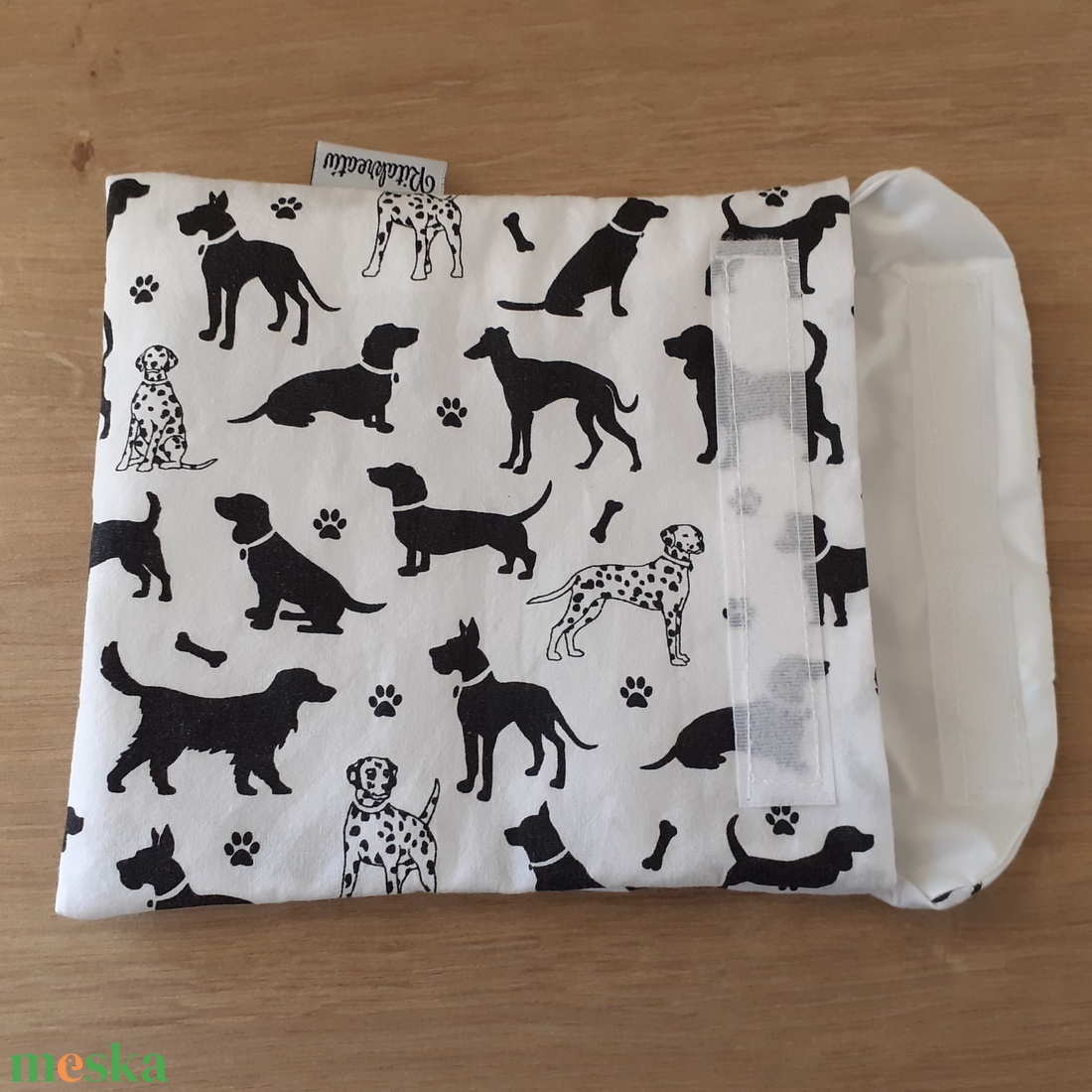 Uzsonnástasak, vízhatlan szendvics csomagoló -  kutyaparádé - snackbag, újratasak, vízálló tok, betéttartó - táska & tok - uzsonna- & ebéd tartó - szendvics csomagoló - Meska.hu