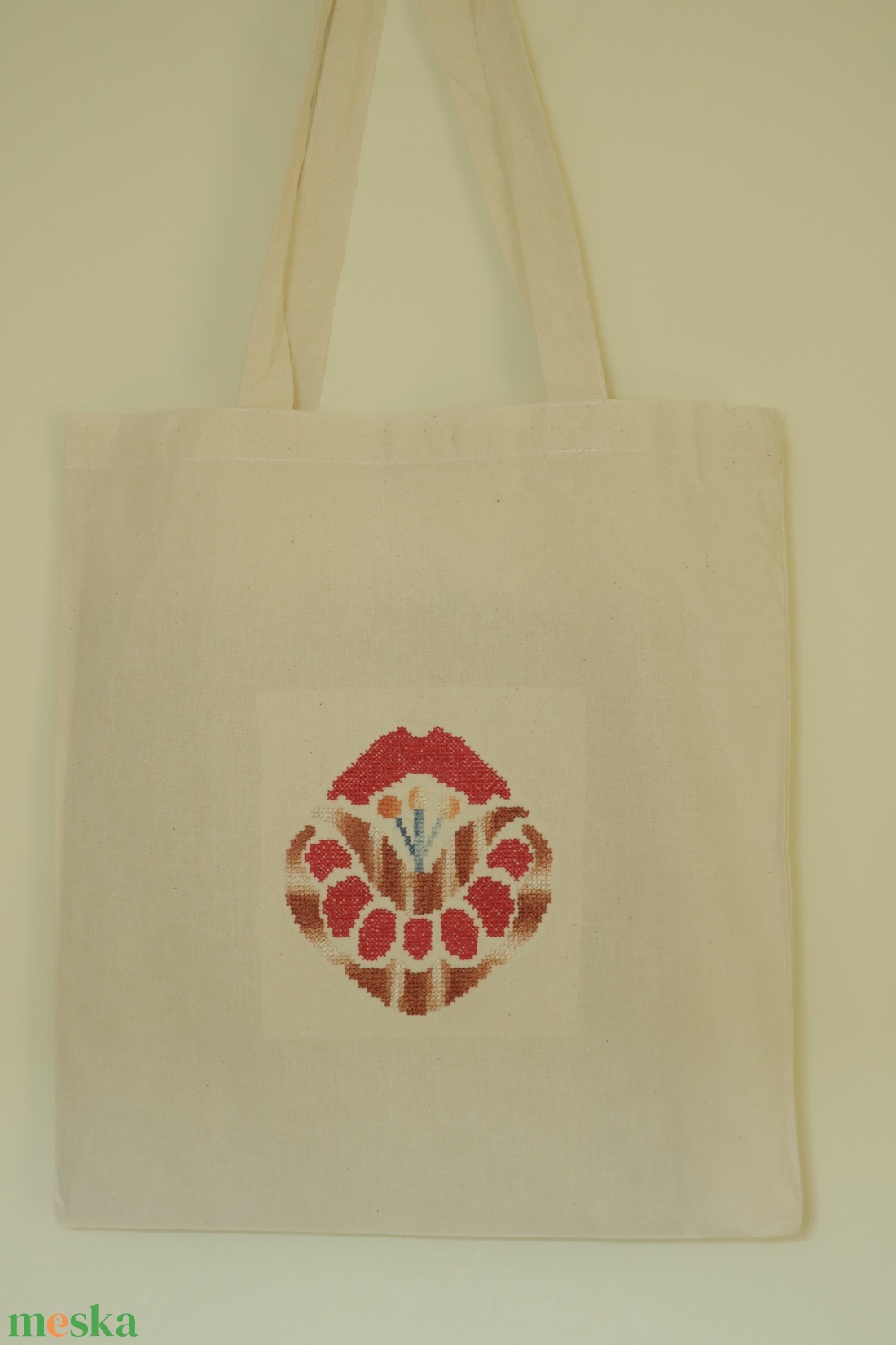 Kézzel himzett vászonszatyor - táska & tok - bevásárlás & shopper táska - shopper, textiltáska, szatyor - Meska.hu