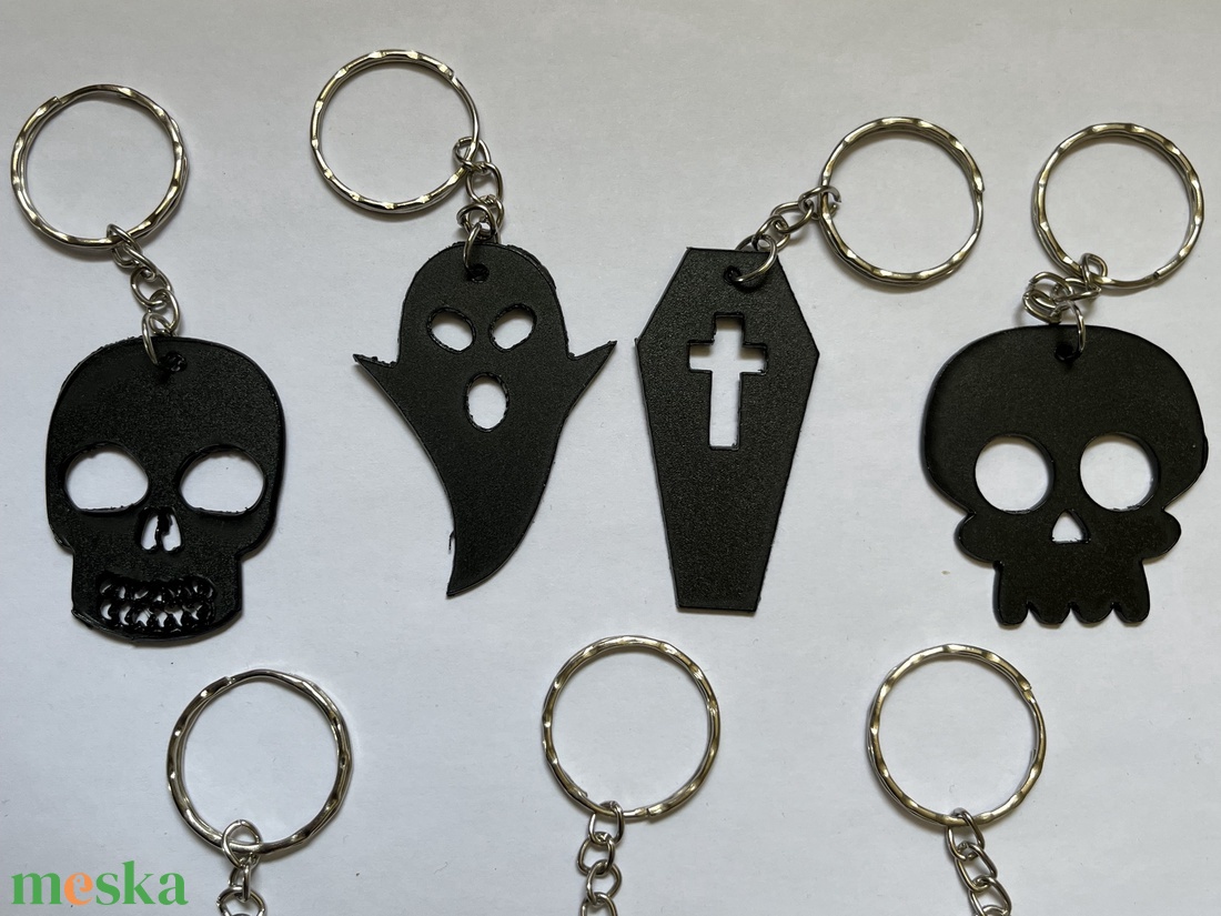 Halloween kulcstartók - művészet - makett, modell - Meska.hu Halloween kulcstartók - művészet - makett, modell - Meska.hu