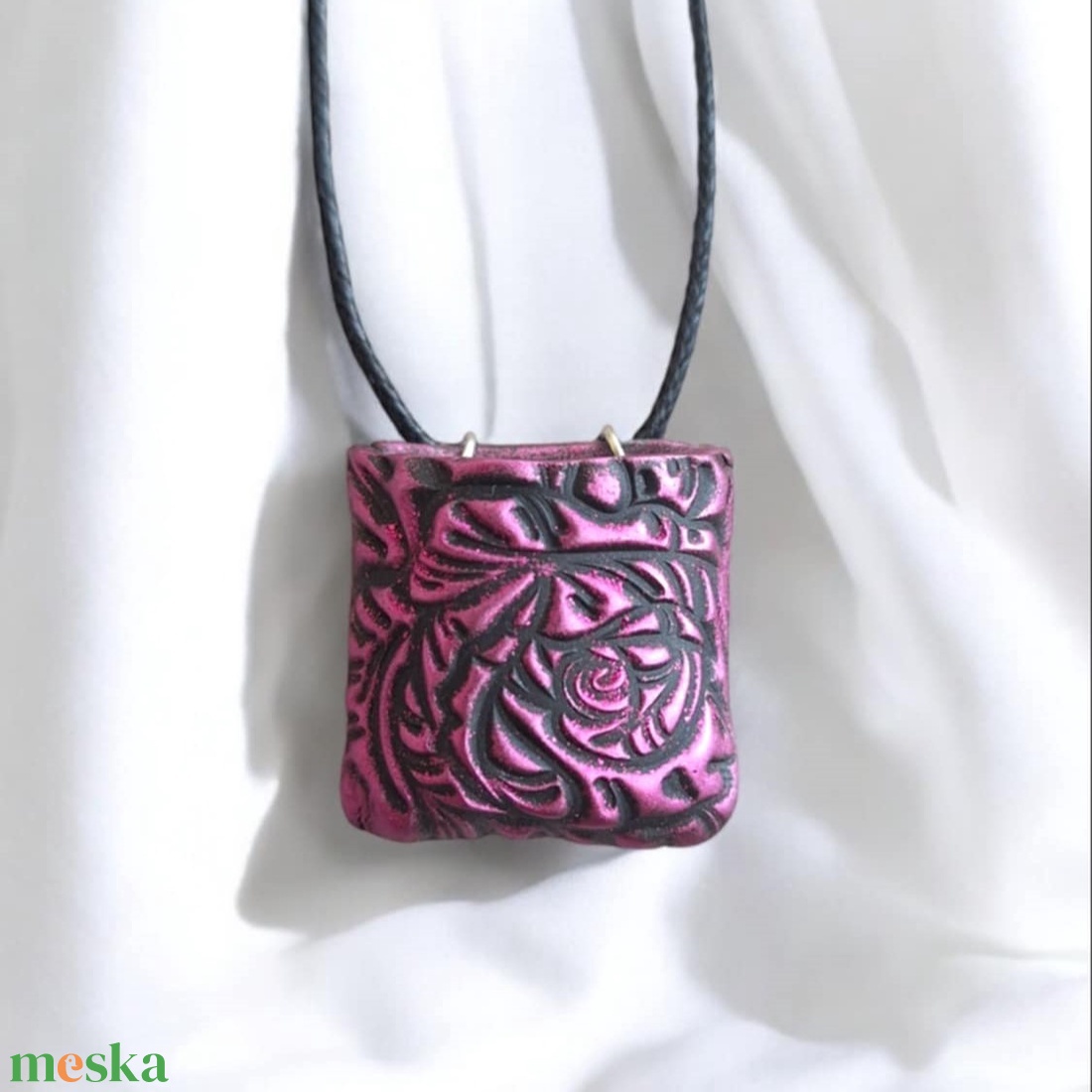 Aromanyaklánc / Magenta rózsa - ékszer - nyaklánc - medálos nyaklánc - Meska.hu Aromanyaklánc / Magenta rózsa - ékszer - nyaklánc - medálos nyaklánc - Meska.hu