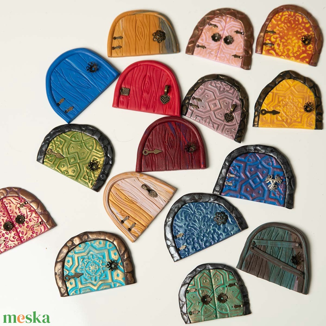 kis Manóajtó mystery Box - karácsony - karácsonyi lakásdekoráció - karácsonyi manók, figurák - Meska.hu kis Manóajtó mystery Box - karácsony - karácsonyi lakásdekoráció - karácsonyi manók, figurák - Meska.hu
