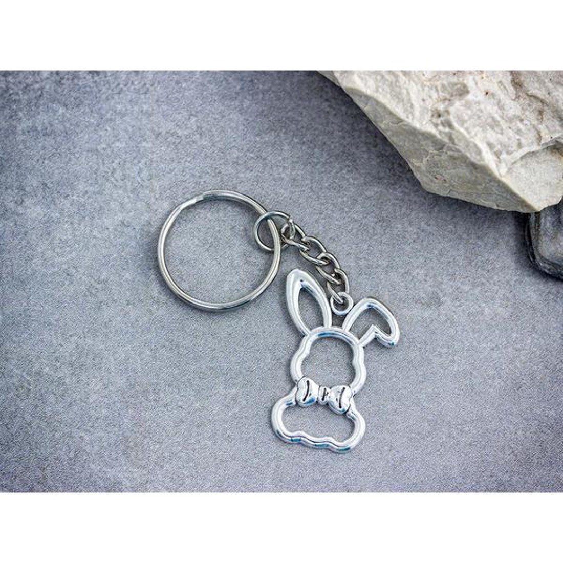 Nyuszi alakú kulcstartó masnis dizájnnal - táska & tok - kulcstartó & táskadísz - kulcstartó - Meska.hu